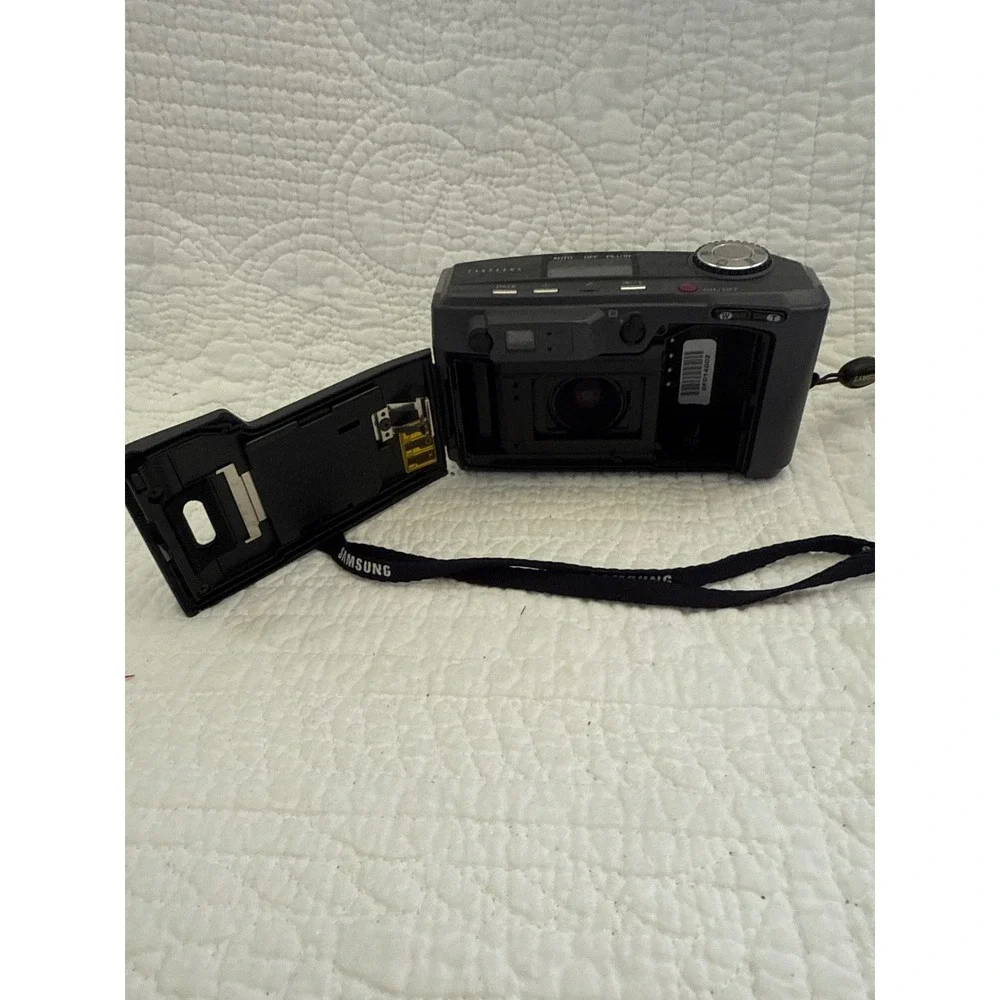 Samsung ECX 170 Quartz Date 38-170mm Auto Macro Panorama Film Camera